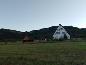 Chata Otulina Radków - komfortowa chata z widokiem w Górach Stołowych