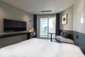 모어댄 속초해변점