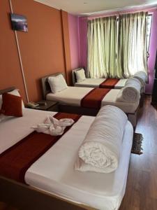 kings hotel and lodge