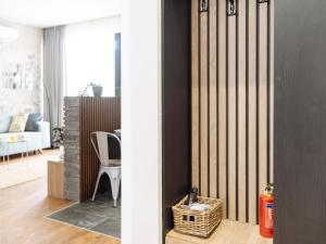 Central 19 Apartment - Private Terrace & Parking