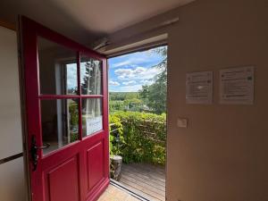 Studio Est - 30 m2 Domaine viticole Château Barbebelle - Jardin & Boulodrome partagés