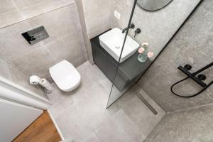 Sunny 2BR Flat - Amzei Square - Amazing Terrace