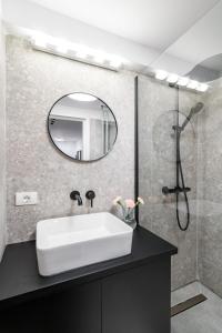 Sunny 2BR Flat - Amzei Square - Amazing Terrace