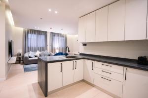 Mabaat-Executive 3BR-Al Malqa 365