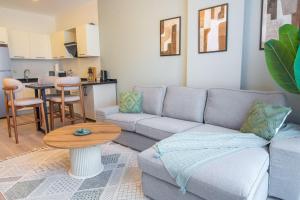 Modern & Stylish 1 Bdr Taksim Palas Living