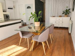 Appartement lumineux à deux pas du port, avec terrasse