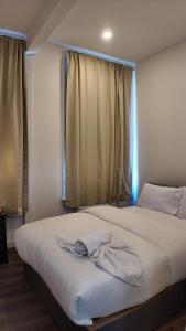 56 Longridge House - Kensington