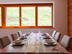 Apartment Rosablanche E 107 by Interhome