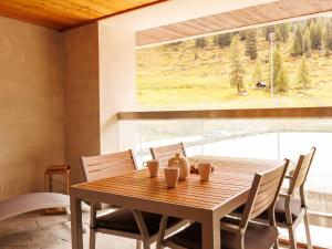 Apartment Rosablanche E 108 by Interhome