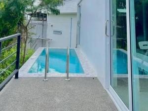 The Green Valley Escape