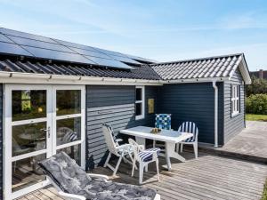 Holiday Home Adisl - 350m from the sea by Interhome