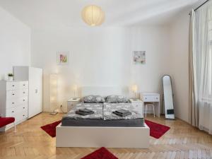 Apartment Old Town home-2 by Interhome