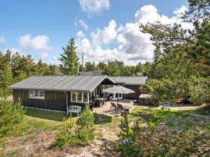 Holiday Home Ingobald - 1-5km from the sea by Interhome