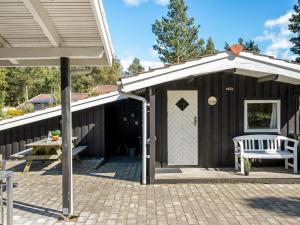 Holiday Home Augustine - 1-6km from the sea by Interhome