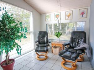 Holiday Home Augustine - 1-6km from the sea by Interhome