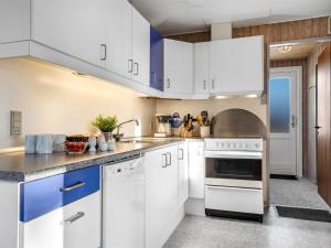 Holiday Home Enken - 450m from the sea by Interhome