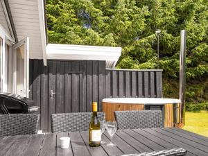 Holiday Home Amundi - 500m from the sea by Interhome