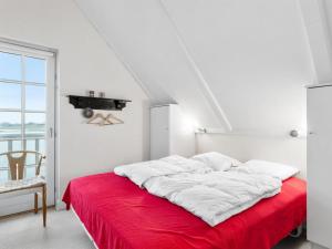 Apartment Annete - 20m from the sea by Interhome