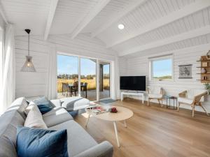 Holiday Home Luisa - 1km from the sea by Interhome