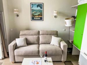 Apartment Le Château de Kergonano-25 by Interhome