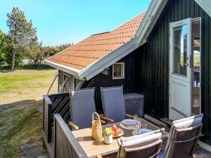 Holiday Home Ama - 250m from the sea by Interhome