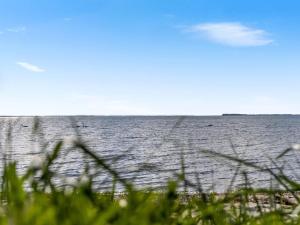 Holiday Home Ørn - 5m from the sea by Interhome