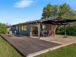 Holiday Home Ørn - 5m from the sea by Interhome