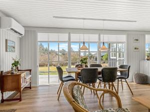 Holiday Home Jork - 1km from the sea by Interhome