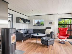 Holiday Home Elline - 200m from the sea by Interhome