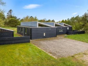 Holiday Home Ginne - 1km to the fjord by Interhome