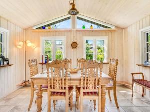 Holiday Home Eljena - 550m from the sea by Interhome