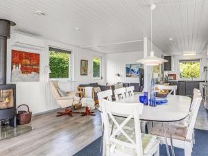 Holiday Home Marret - 275m from the sea by Interhome