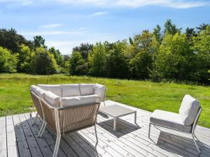 Holiday Home Tove - 350m from the sea by Interhome