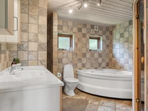 Holiday Home Edele - 5km from the sea by Interhome