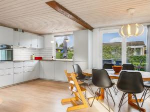 Holiday Home Elja - 400m from the sea by Interhome