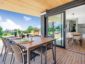 Holiday Home Arjuna - 750m from the sea by Interhome