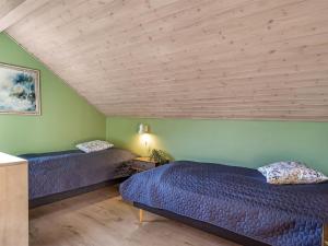 Apartment Steffan - 2-3km from the sea by Interhome