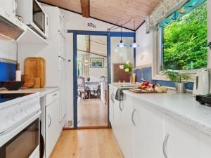 Holiday Home Alfa - 350m from the sea by Interhome