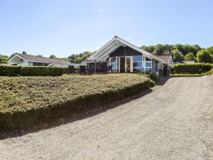 Holiday Home Hoghni - 300m from the sea by Interhome