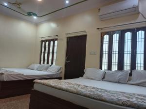 Kanha Guest House