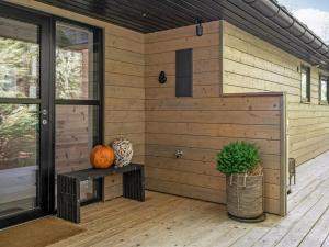 Holiday Home Arbnora - from the sea by Interhome