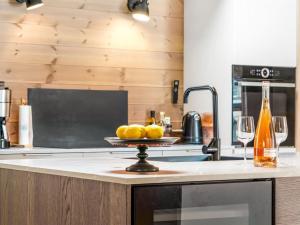 Holiday Home Arbnora - from the sea by Interhome