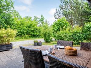 Holiday Home Rosaline - 500m from the sea by Interhome