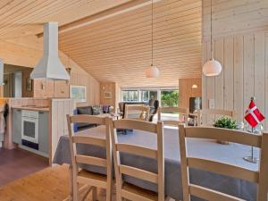 Holiday Home Leeve - 1-3km from the sea by Interhome