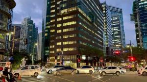 L1 Twin Bed Staycation in BGC