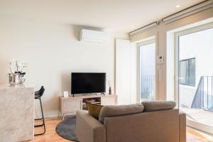 Luxury Style 30 with AC Downtown Porto near Metro