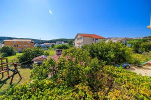 Apartments Milorad M