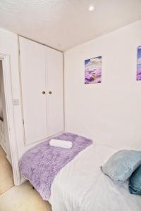 Four bed detached, off-street parking in Monkston