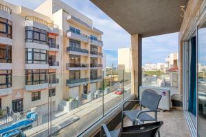 Spacious 3BR in Qawra with Balconies & Coastal Vibe by 360 Estates