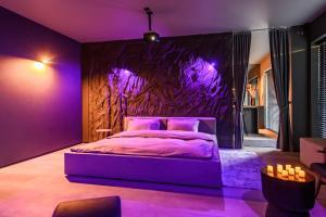 Jacuzzi Cinema Japandi 2